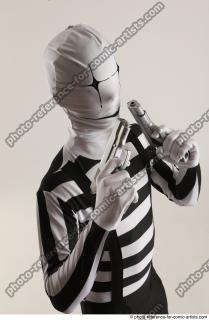 JIRKA MORPHSUIT WITH TWO GUNS